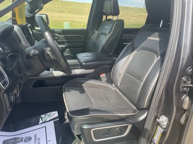 Used 2020 RAM 1500 Laramie w/ Sport Appearance Package AWD/4WD image 18