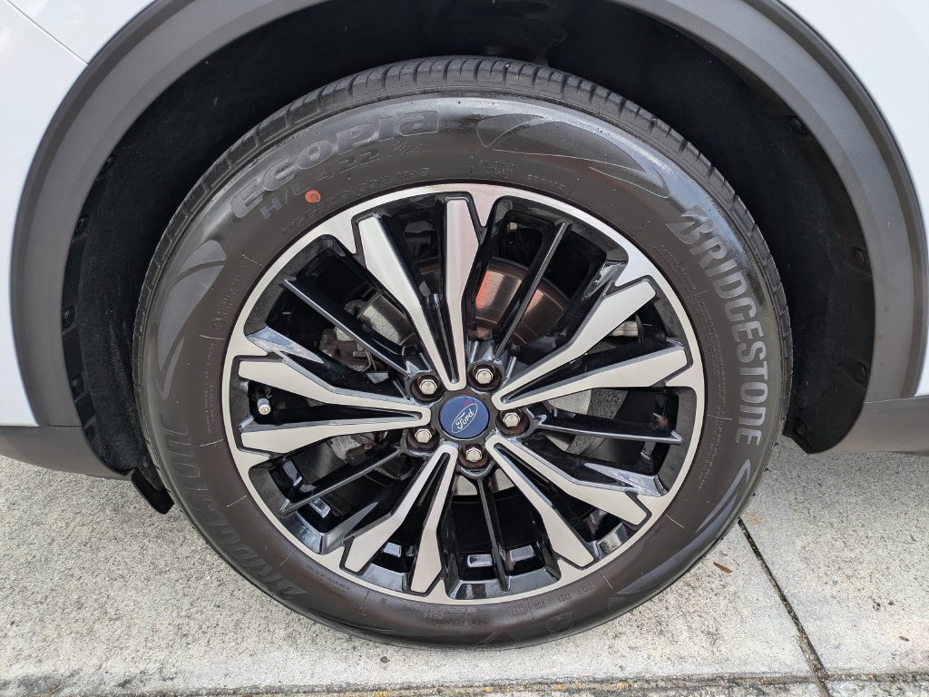Certified 2022 Ford Escape SE FWD image 13