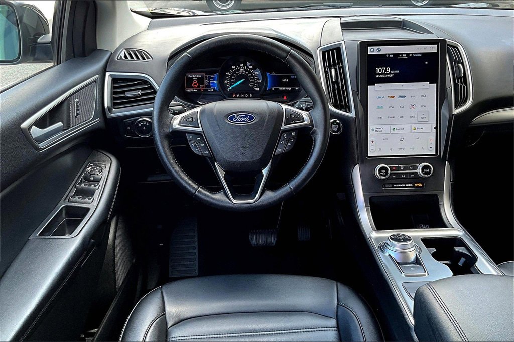 Certified 2022 Ford Edge SEL w/ Convenience Package image 5