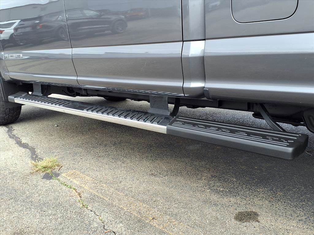 Certified 2022 Ford F350 XLT w/ XLT Premium Package image 6