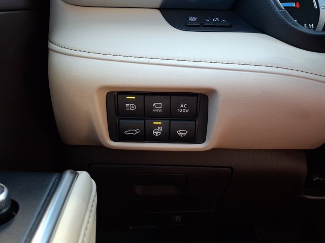 Used 2020 Toyota Highlander Platinum AWD/4WD image 26