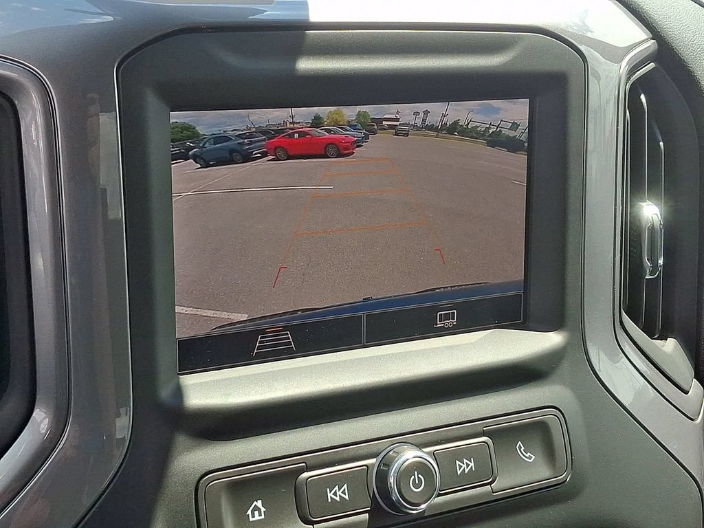 Used 2022 Chevrolet Silverado 1500 Custom AWD/4WD image 18