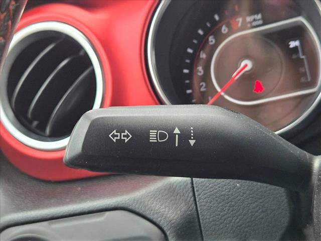 Used 2021 Jeep Wrangler Unlimited Rubicon AWD/4WD image 17