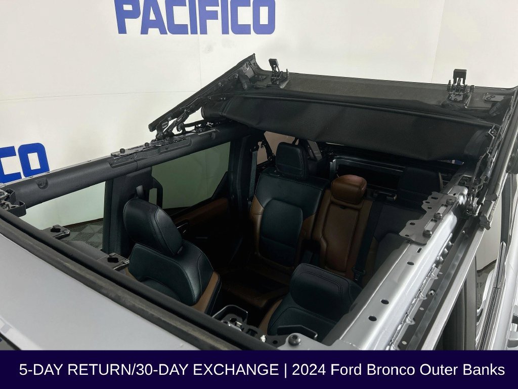 Certified 2024 Ford Bronco Outer Banks AWD/4WD image 39
