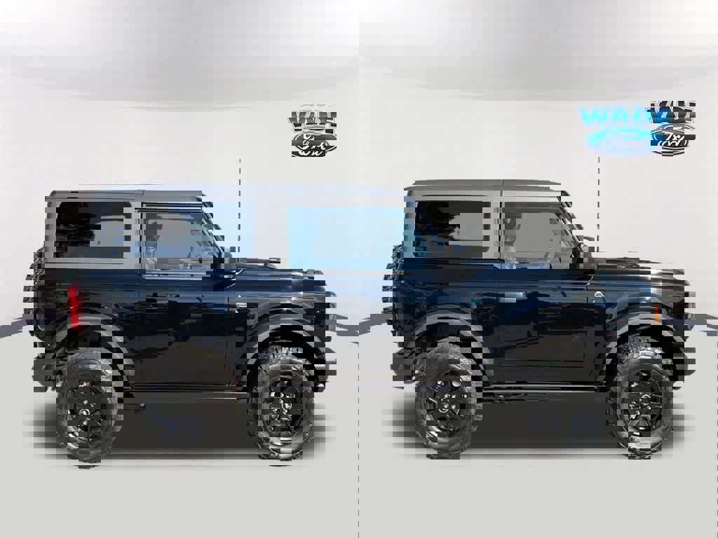 Certified 2024 Ford Bronco Black Diamond image 4