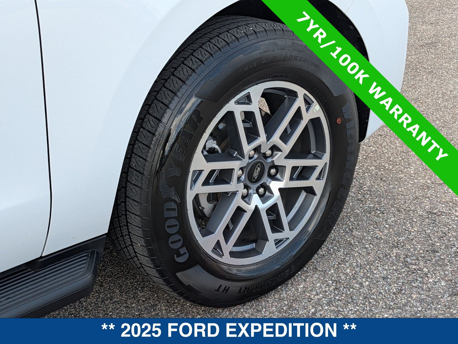Certified 2025 Ford Expedition Active RWD image 13