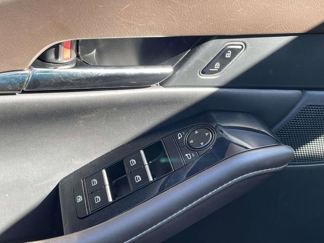 Used 2023 MAZDA CX-30 AWD 2.5 S w/ Premium Package image 9