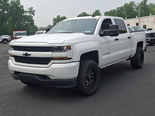 Used 2018 Chevrolet Silverado 1500 Custom w/ Custom Value Package AWD/4WD image 6
