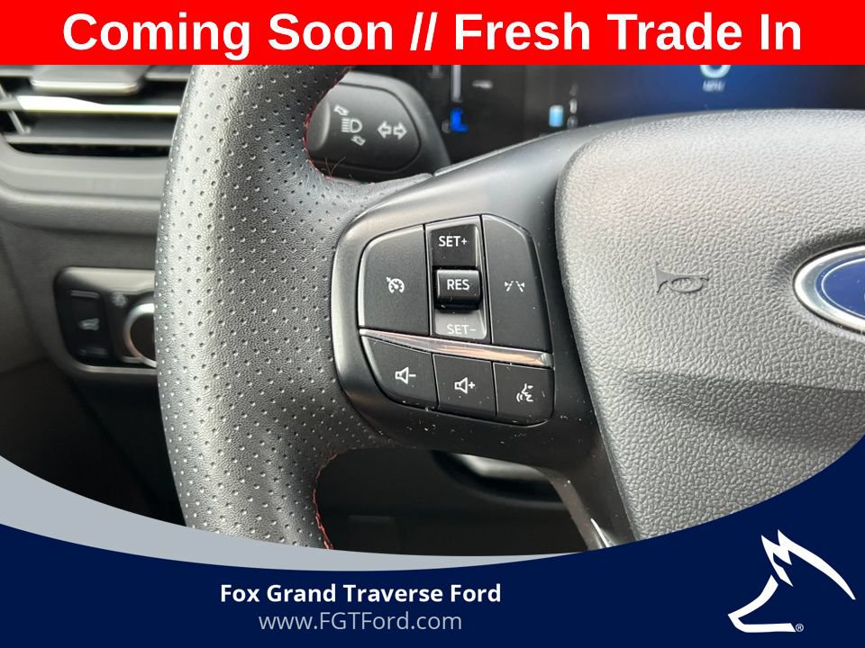 Certified 2025 Ford Escape ST-Line Select AWD/4WD image 18