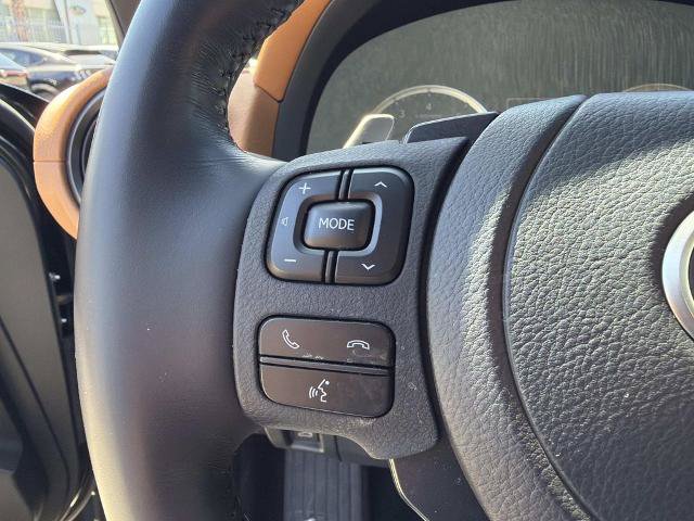Used 2023 Lexus IS 300 w/ Comfort Package RWD image 18
