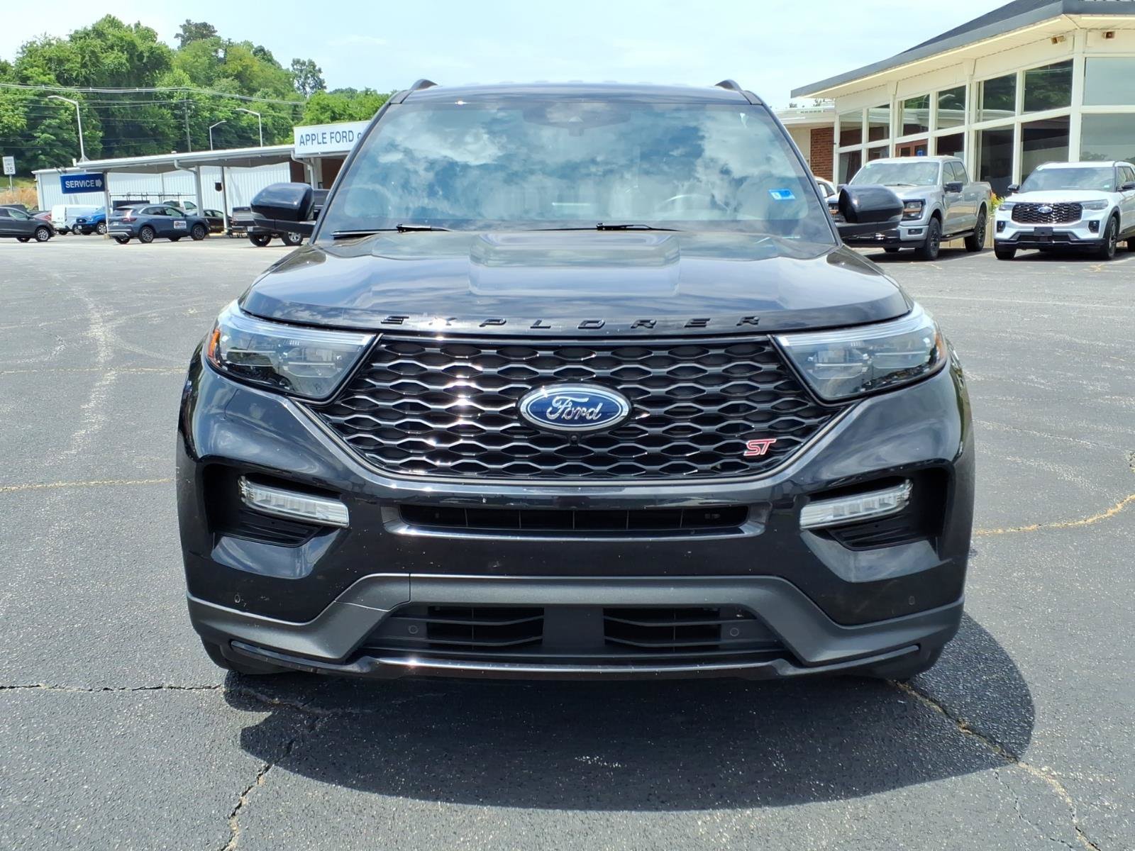 Certified 2024 Ford Explorer ST w/ Equipment Group 401A AWD/4WD image 3