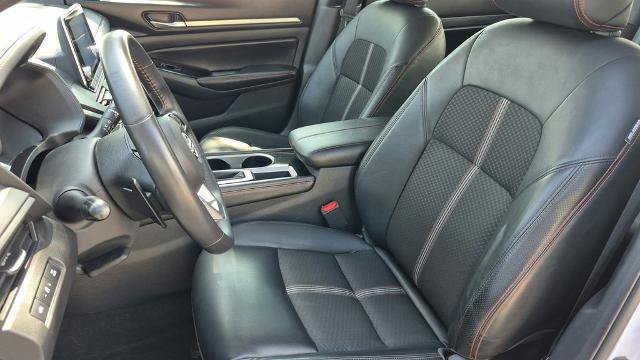 Used 2024 Nissan Altima 2.5 SR FWD image 10