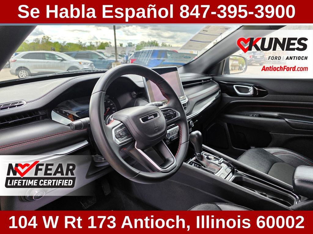 Used 2024 Jeep Compass Trailhawk AWD/4WD image 21