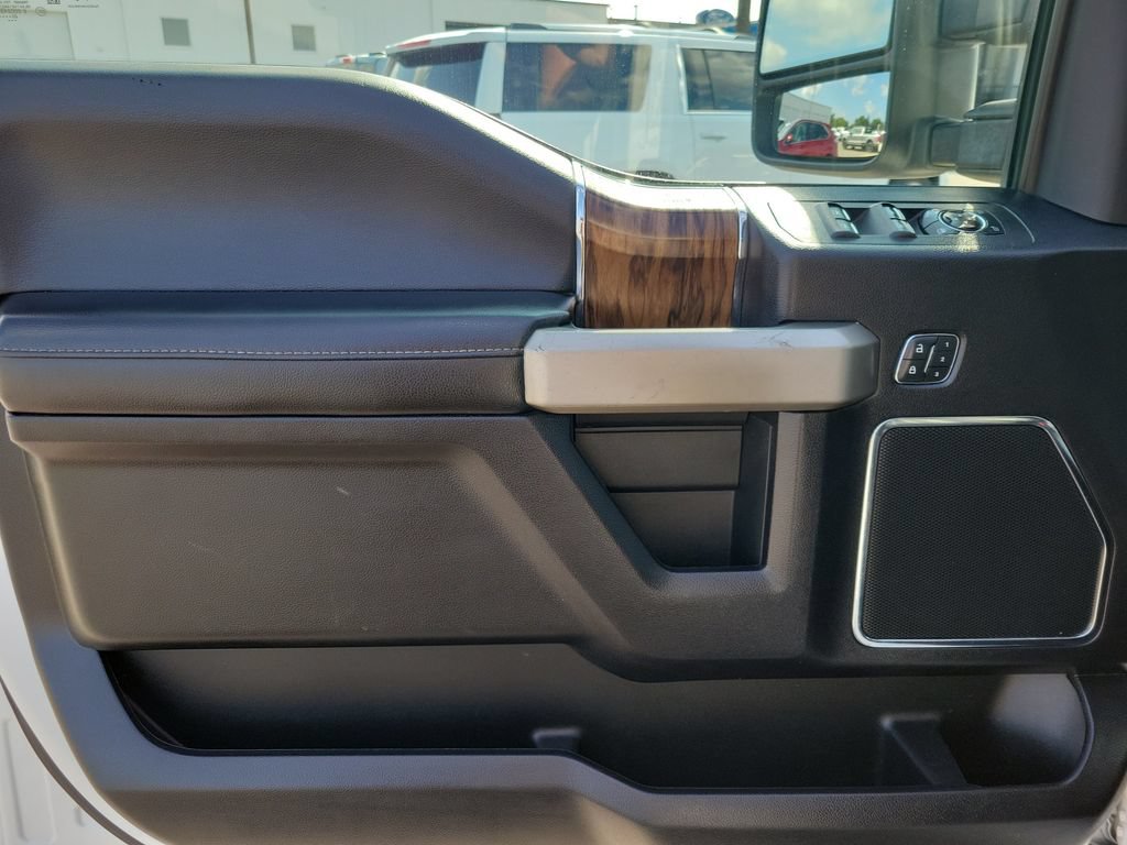 Certified 2020 Ford F150 Lariat w/ Equipment Group 502A Luxury AWD/4WD image 18