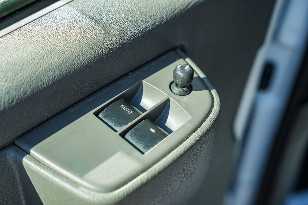 Used 2024 GMC Savana 2500 w/ Driver Convenience Package image 41