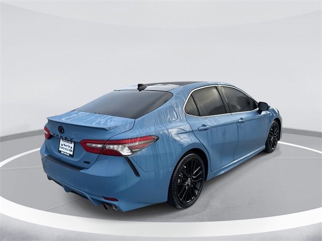 Used 2023 Toyota Camry XSE image 3