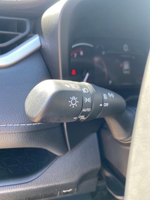 Used 2024 Toyota RAV4 XLE Premium image 40