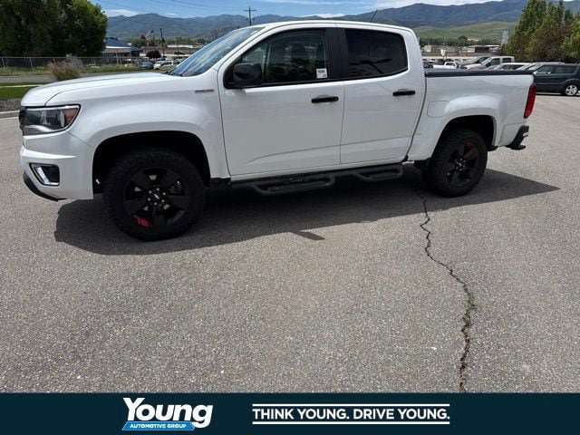 Used 2018 Chevrolet Colorado LT w/ Redline Special Edition AWD/4WD image 2