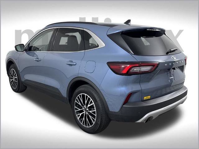 Certified 2025 Ford Escape SE w/ PHEV Premium Package image 11