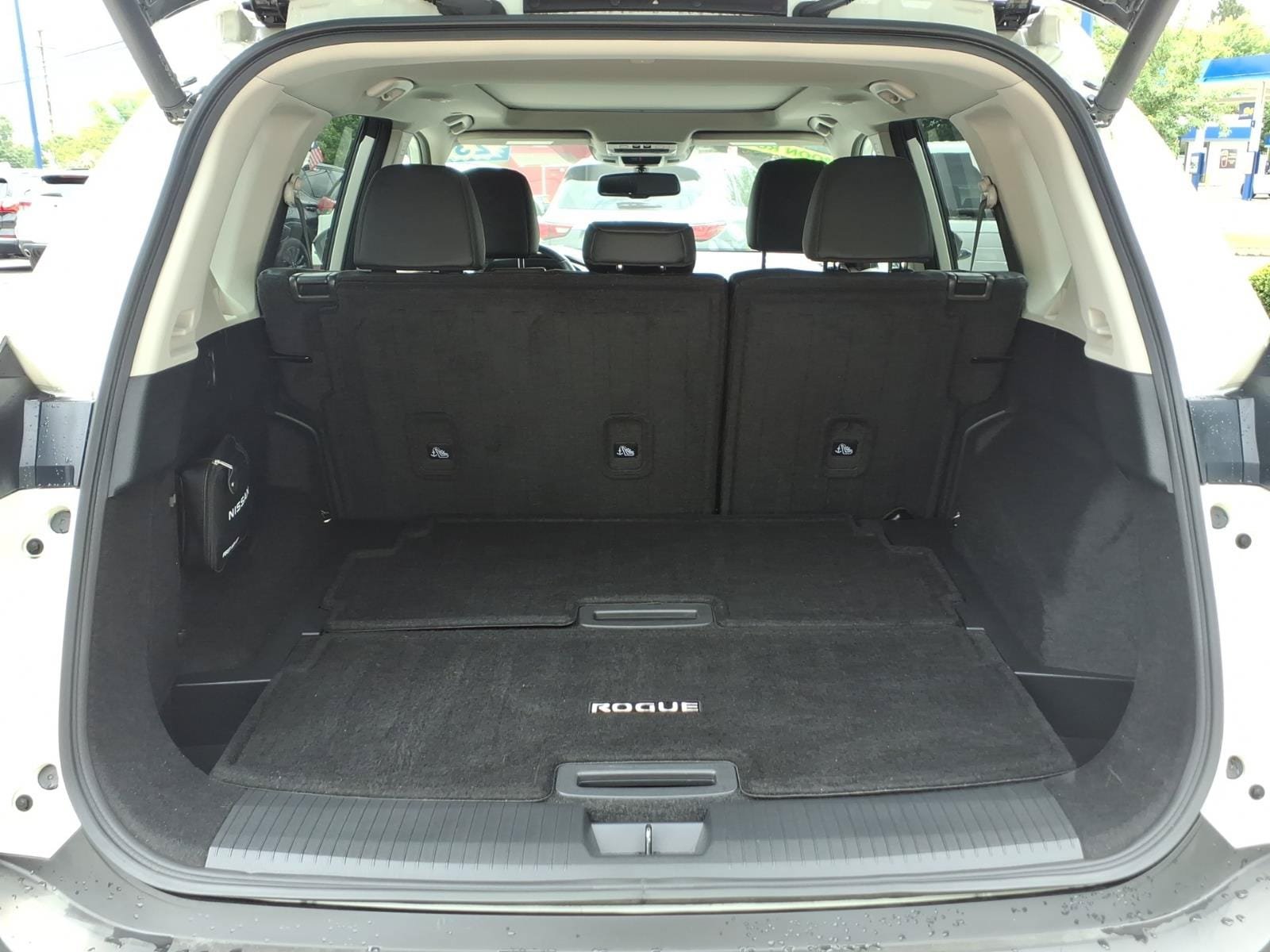 Used 2023 Nissan Rogue SL AWD/4WD image 26