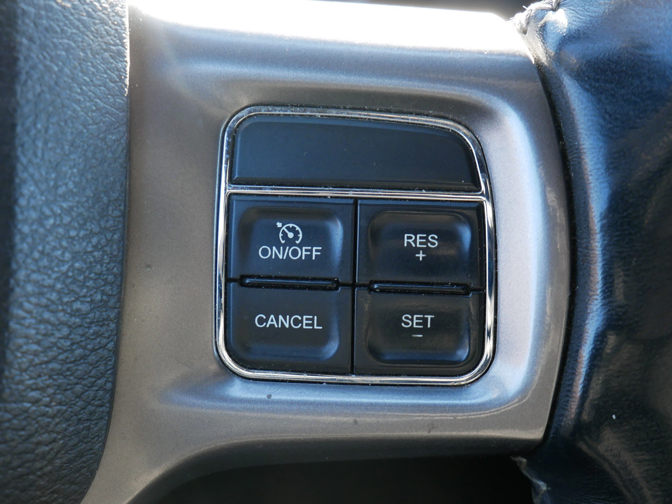 Used 2018 RAM 2500 Limited image 18