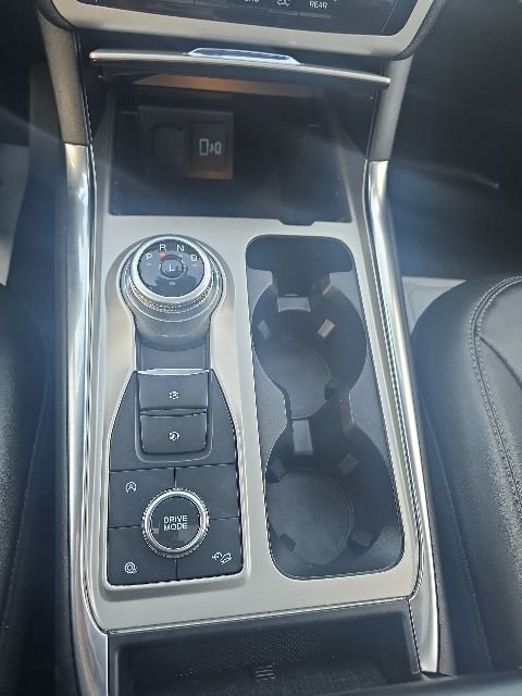 Certified 2023 Ford Explorer XLT w/ Equipment Group 202A AWD/4WD image 22