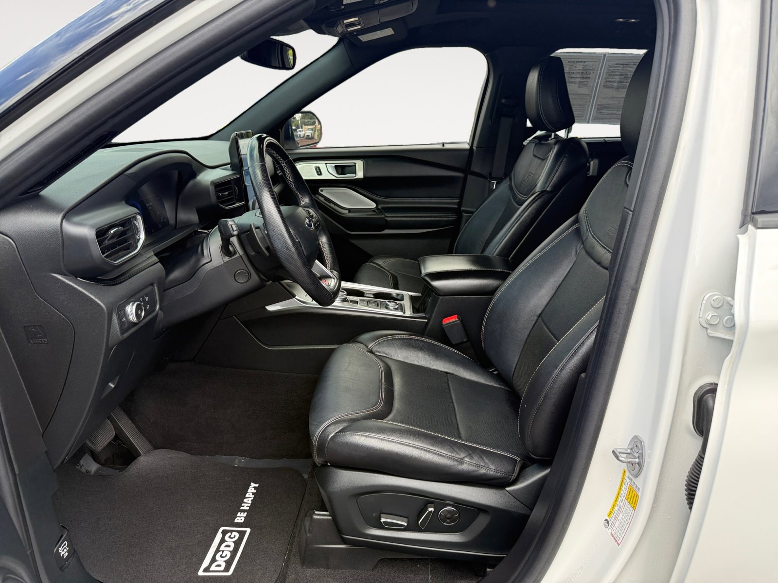 Certified 2020 Ford Explorer ST w/ Premium Technology Package AWD/4WD image 10