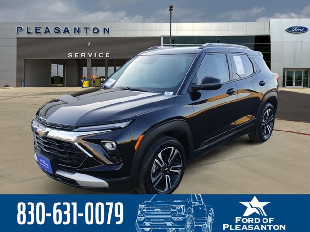Used 2025 Chevrolet TrailBlazer LT w/ LT Cold Weather Package