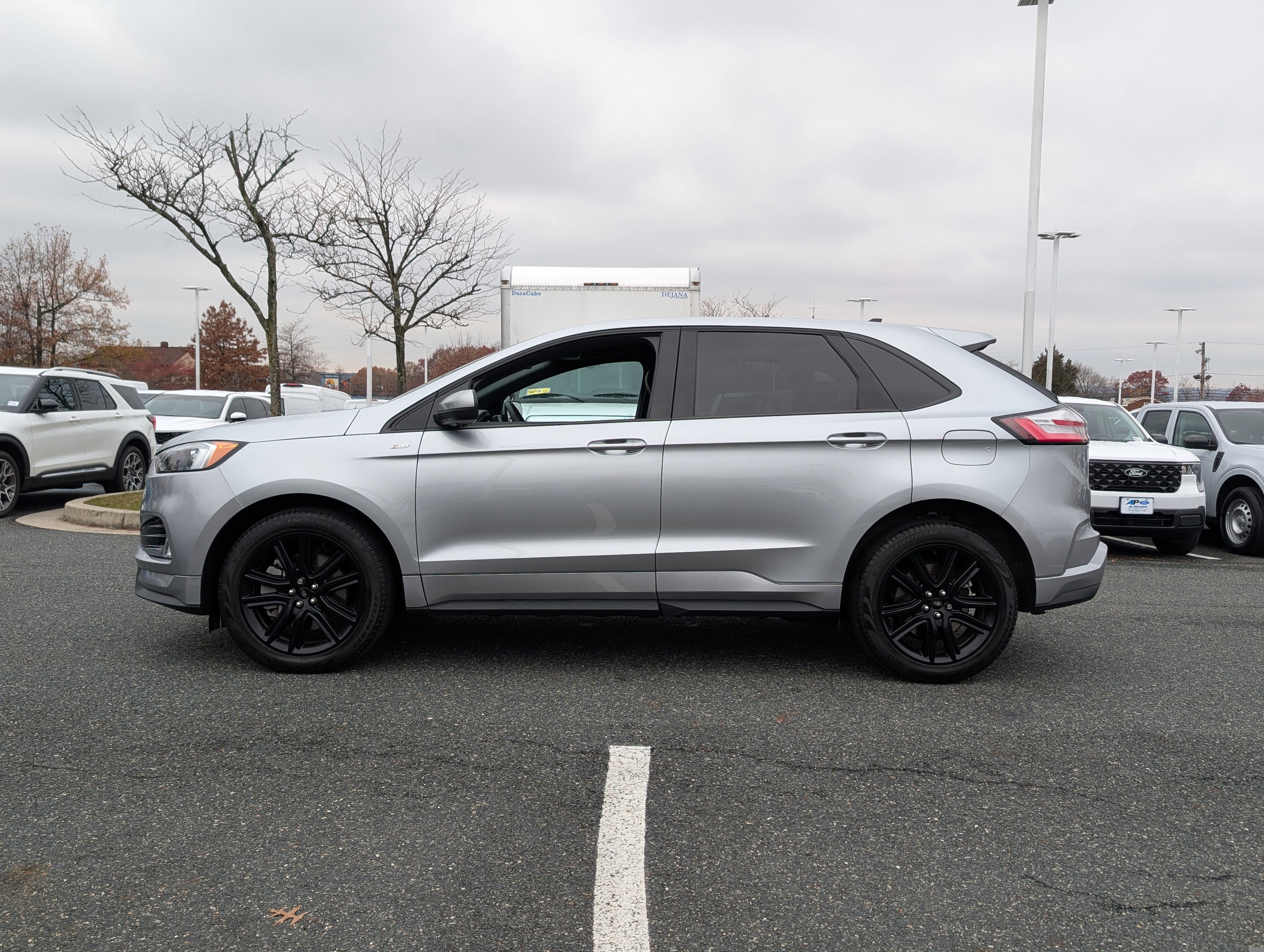 Certified 2024 Ford Edge ST-Line image 2