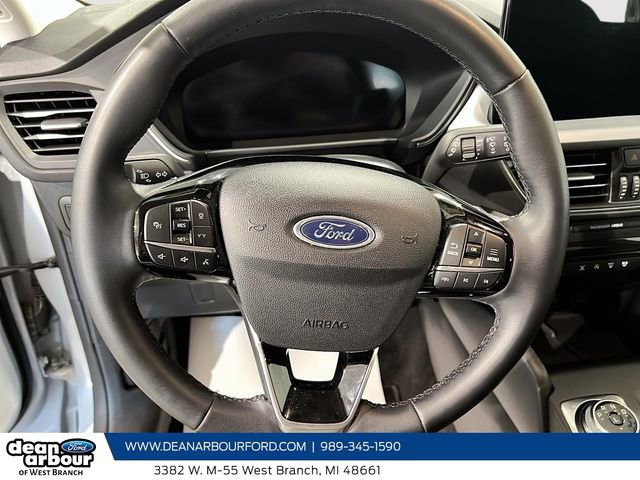 Certified 2025 Ford Escape Platinum AWD/4WD image 12