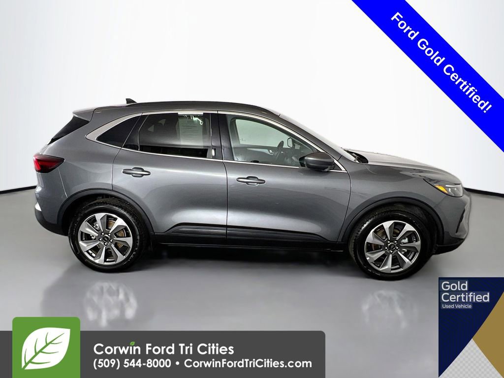 Certified 2025 Ford Escape Platinum image 18