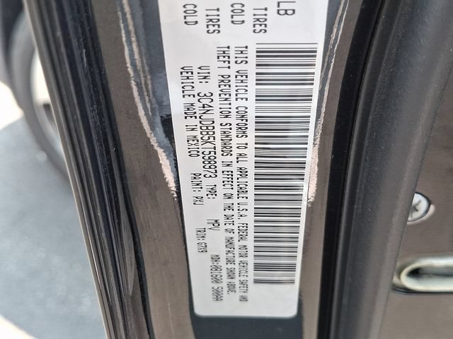Used 2019 Jeep Compass Latitude w/ Popular Equipment Group AWD/4WD image 32