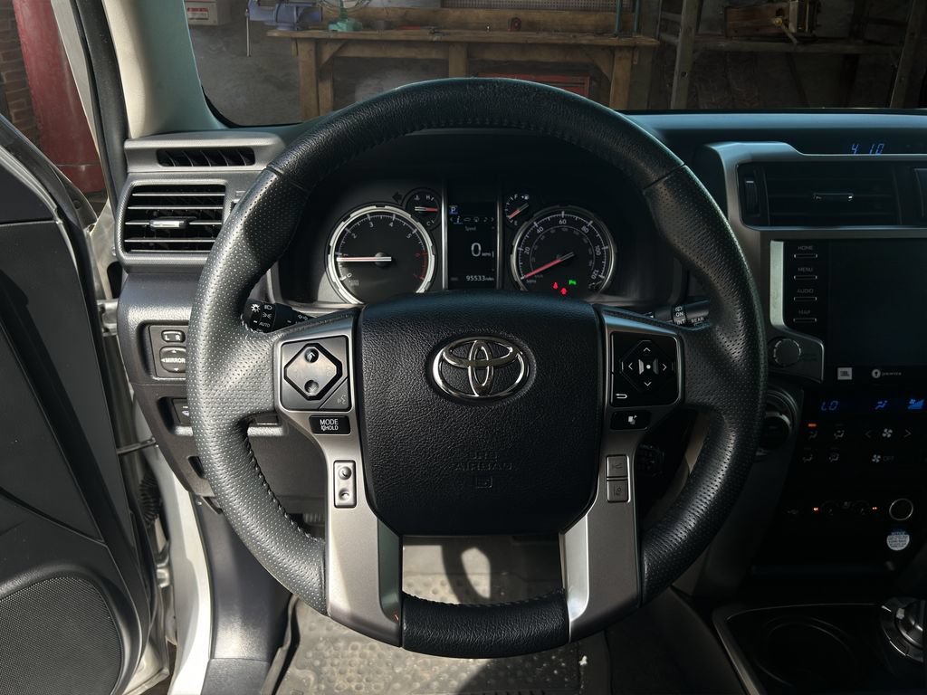 Used 2021 Toyota 4Runner Limited AWD/4WD image 20
