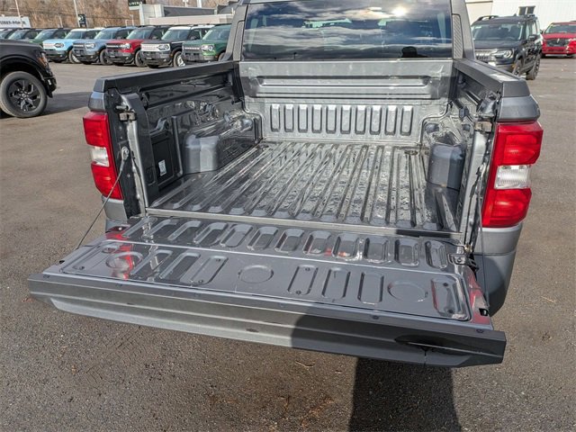 Certified 2023 Ford Maverick XLT image 18