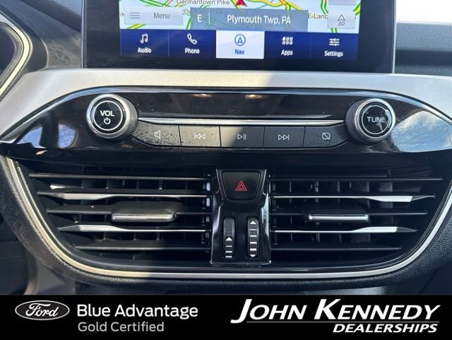 Certified 2022 Ford Escape SE w/ SE Sport Appearance Package AWD/4WD image 17