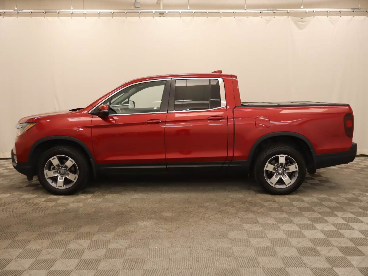 Used 2025 Honda Ridgeline RTL image 2