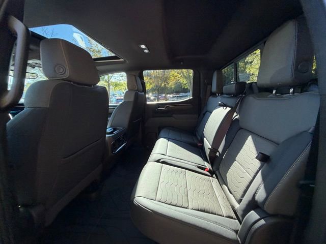 Used 2025 Chevrolet Silverado 1500 ZR2 w/ Technology Package image 19