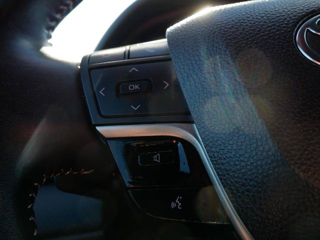 Used 2025 Toyota Camry SE FWD image 27