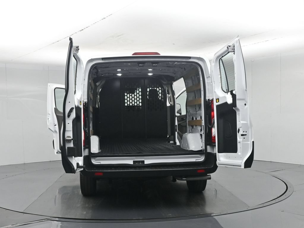 Certified 2025 Ford Transit 250 Low Roof w/ Exterior Upgrade Package RWD image 33