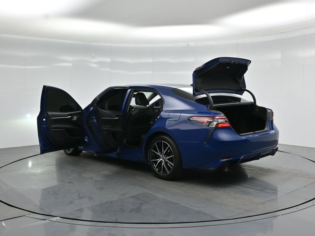 Used 2023 Toyota Camry SE w/ Cold Weather Package AWD/4WD image 33