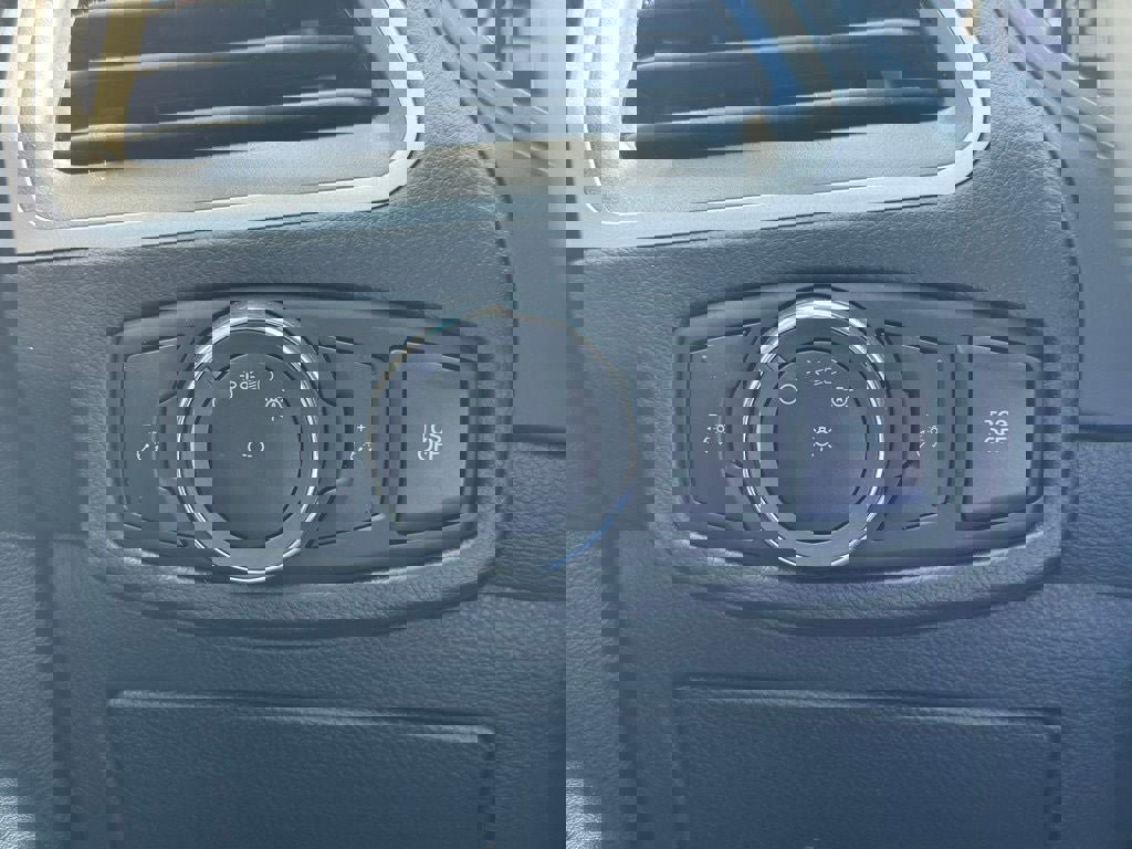 Certified 2023 Ford Edge SEL image 26