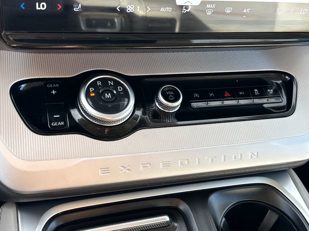 Certified 2025 Ford Expedition Max Active image 23