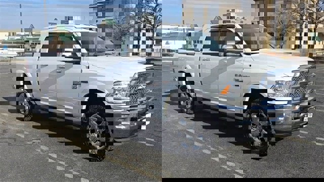 Used 2018 RAM 2500 Laramie w/ Convenience Group image 8