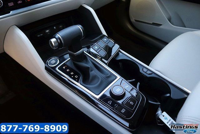 Used 2023 Kia Sportage EX image 19