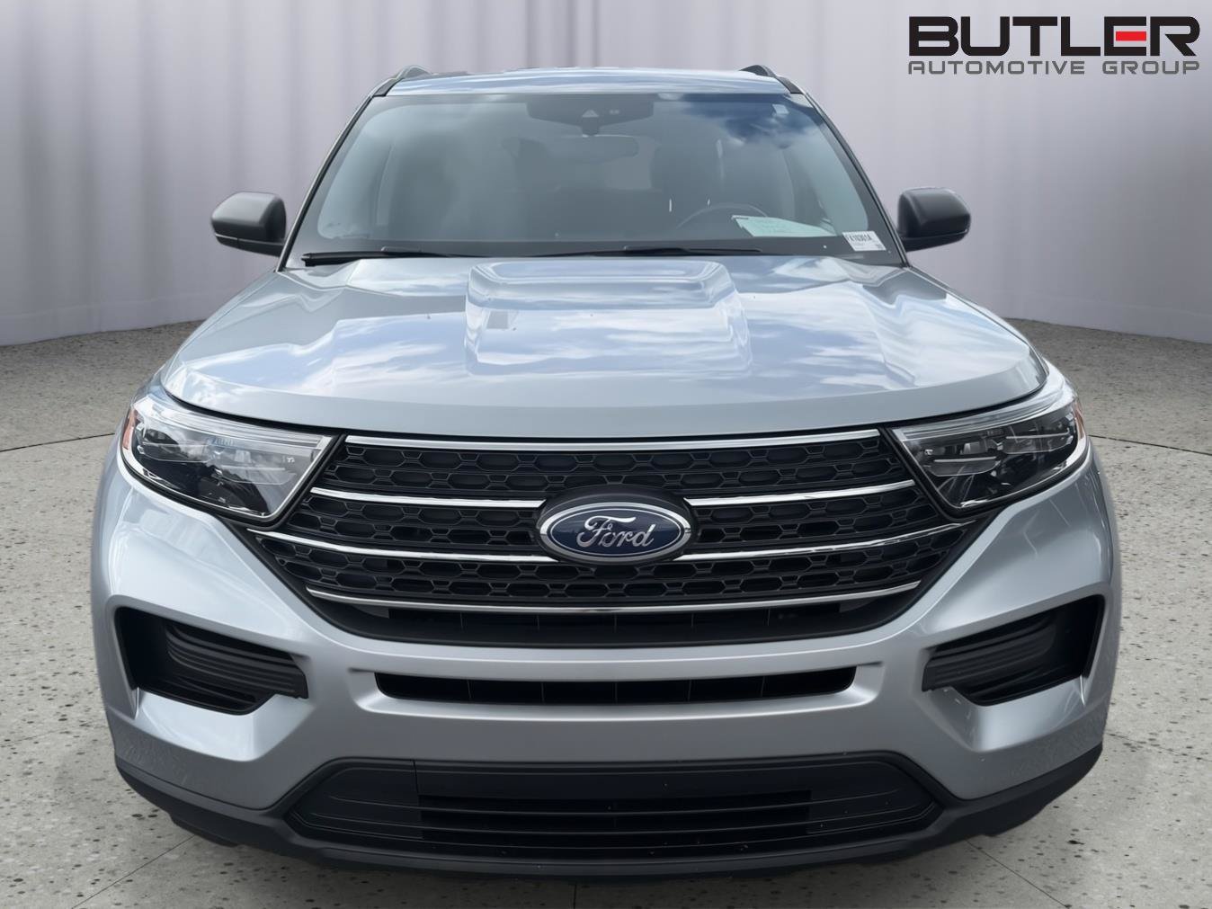 Certified 2023 Ford Explorer XLT RWD image 11