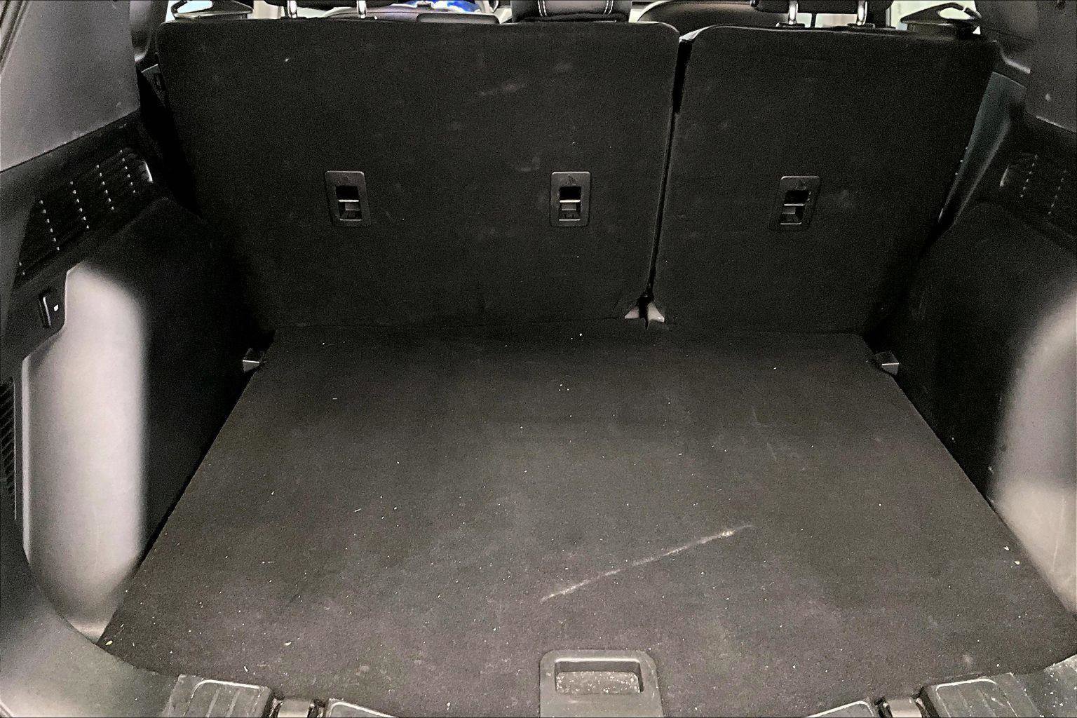 Certified 2022 Ford Escape Titanium w/ Class II Trailer Tow Package image 33