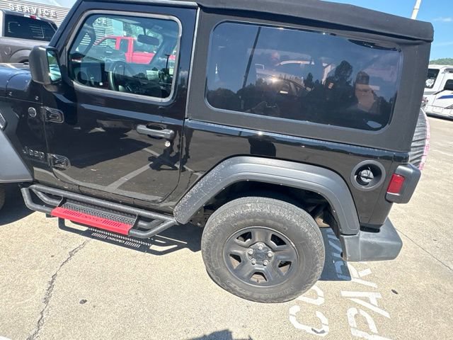 Used 2024 Jeep Wrangler Sport AWD/4WD image 9