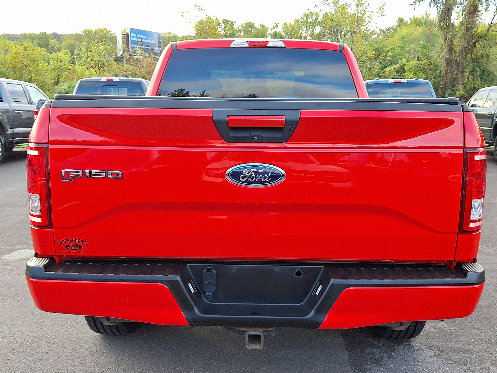 Certified 2017 Ford F150 XLT w/ Equipment Group 301A Mid image 9