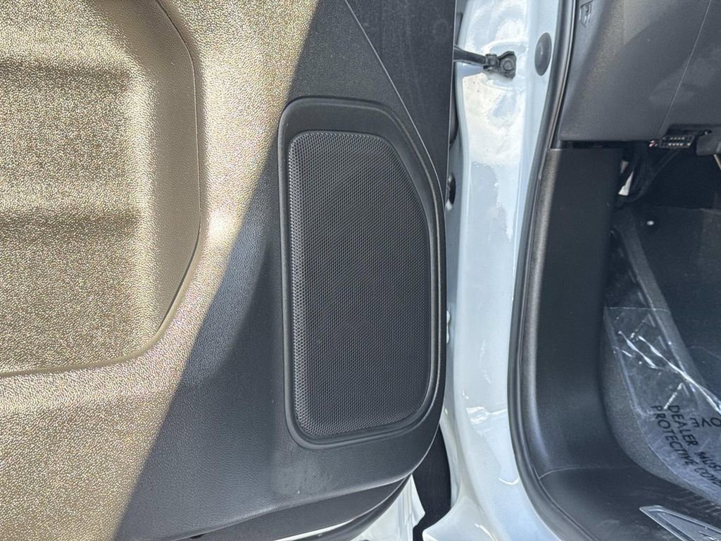 Used 2022 Chevrolet Silverado 1500 LT w/ Bed Protection Package image 19