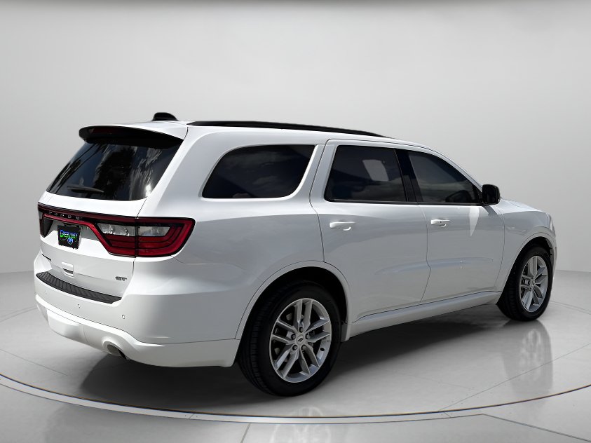 Used 2024 Dodge Durango GT RWD image 3